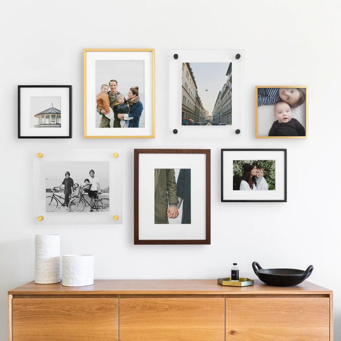 Wall collage room decor