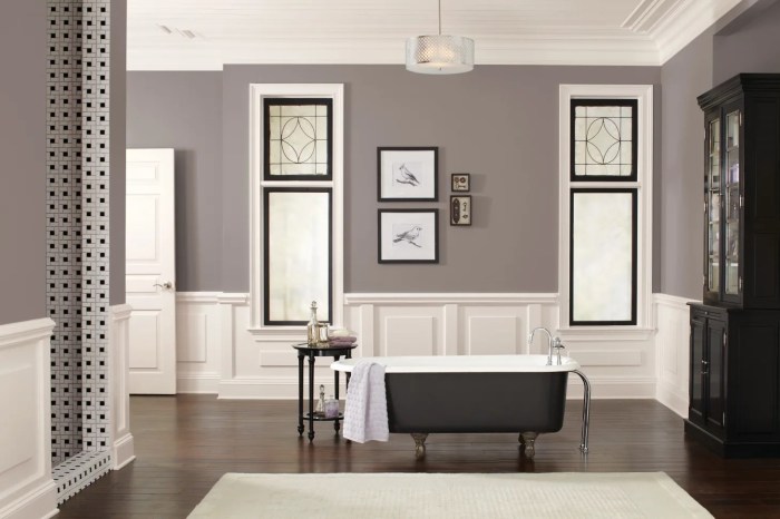 Chambre aubergine et taupe