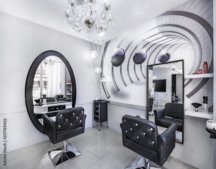 Salon violet et blanc