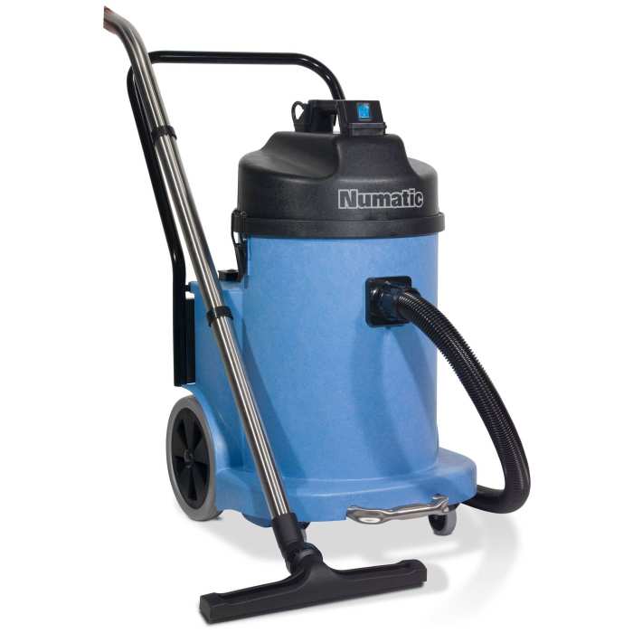 Aspirateur eau et poussiere bricoman