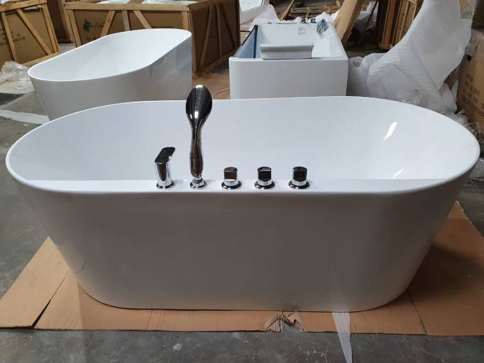 Installation maax bathtub baignoire shower douche un combo et