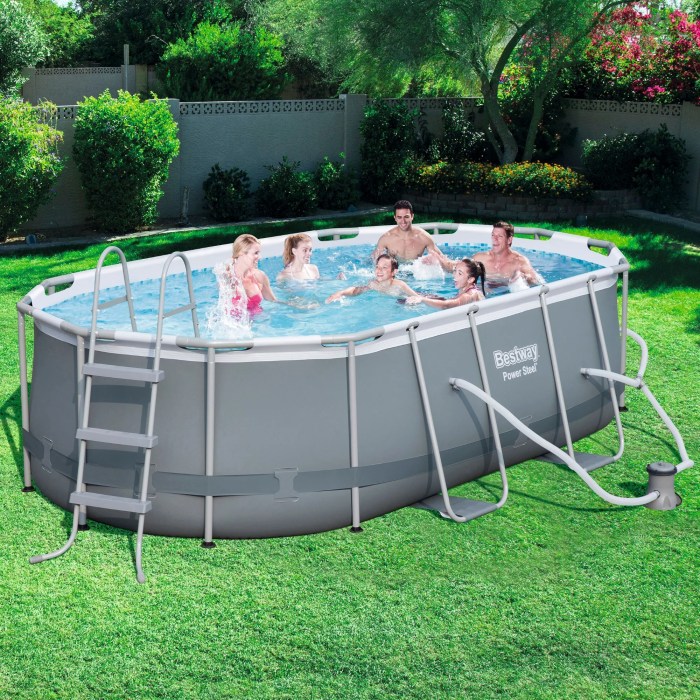 Piscine acier ovale