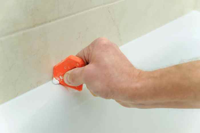 Silicone remove caulking wikihow