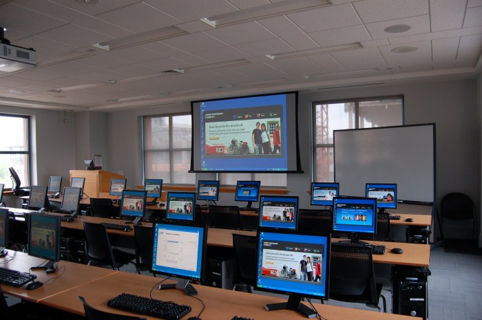 Bureau informatique chez but