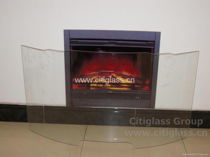 Large glass curved fireguard