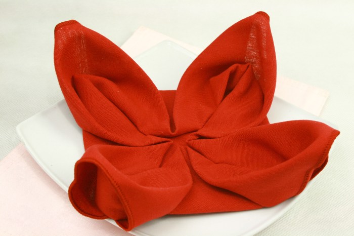 Napkin napkins rosebud thinkstock