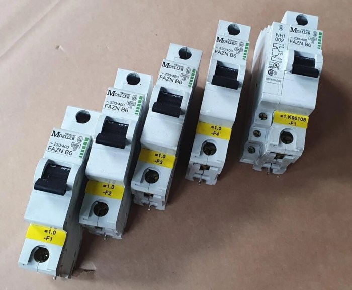 Eaton motorschutzschalter drehschalter disjuntor guardamotor reg disjoncteur conrad contactor automatico interruttore magnetotermici 10a breaker scatola contro cortocircuiti rotativo stampata pkzm0