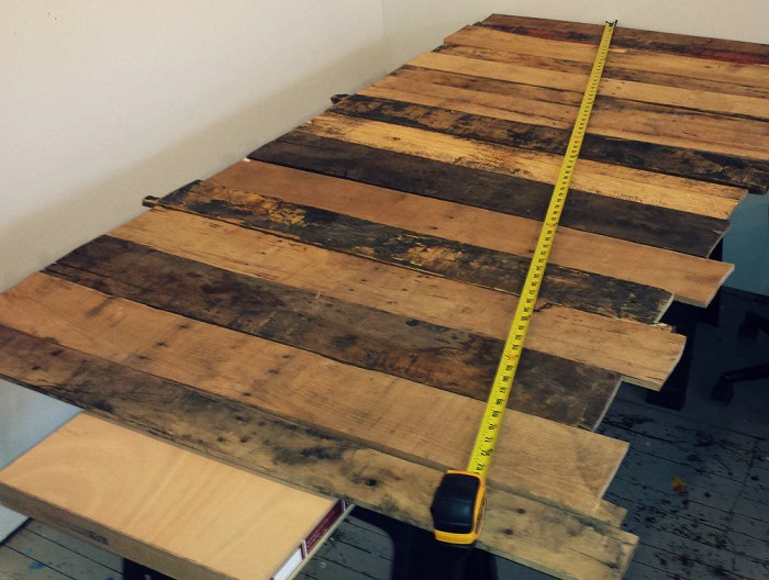 Desk pallet build diy tutorial wood