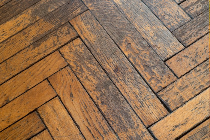 Parquet vieilli blanchi