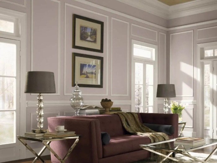 Chambre aubergine et taupe