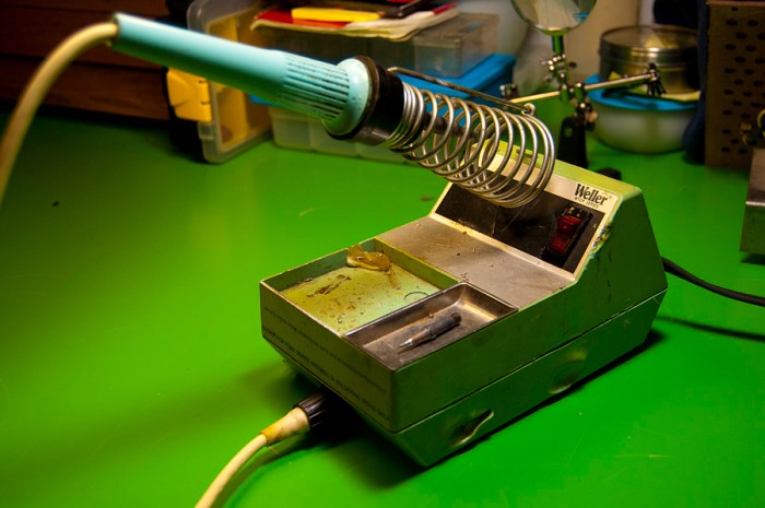 Soldering iron pulse diy