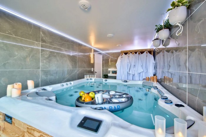 Suite jacuzzi ile de france