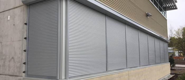 Roller interior shutters