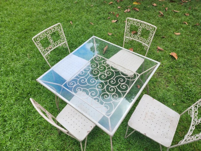 Wrought metal chairs renovate ferro giardinaggio battuto restore backyard