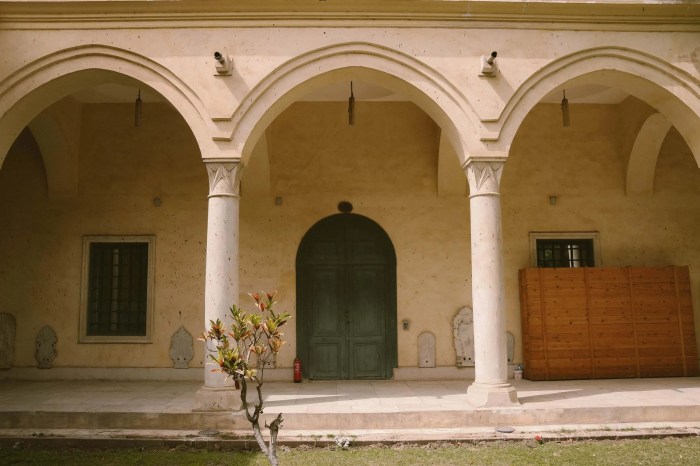 Heraklion loggia greeka venetian crete