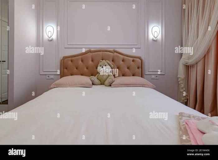 Chambre beige et marron