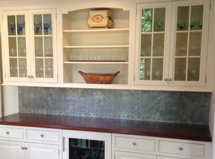 Backsplash herringbone subway hunker backsplashes counters hunkercdn remodel walls renovation remodeling