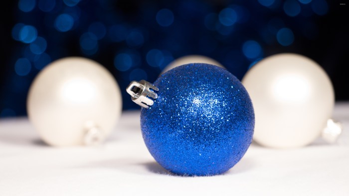 Boule de noel bleue