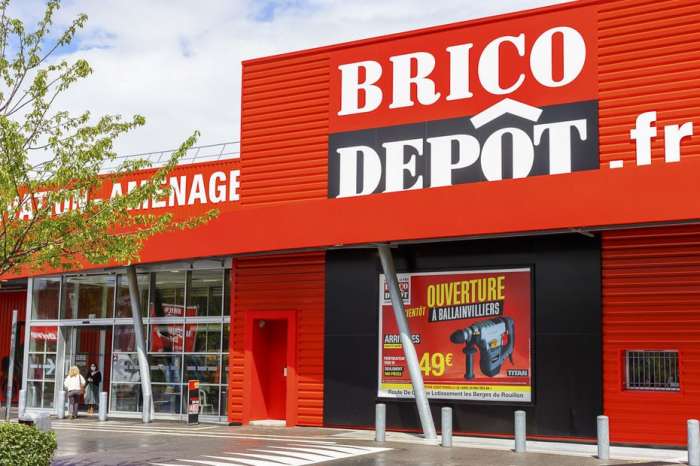 Brico castorama vigo avignon bricostore bricodepot plonger fenetre astazi primele inlocuit ploiesti deschid plexiglas chantier panneau pontet ce altuglas industrie