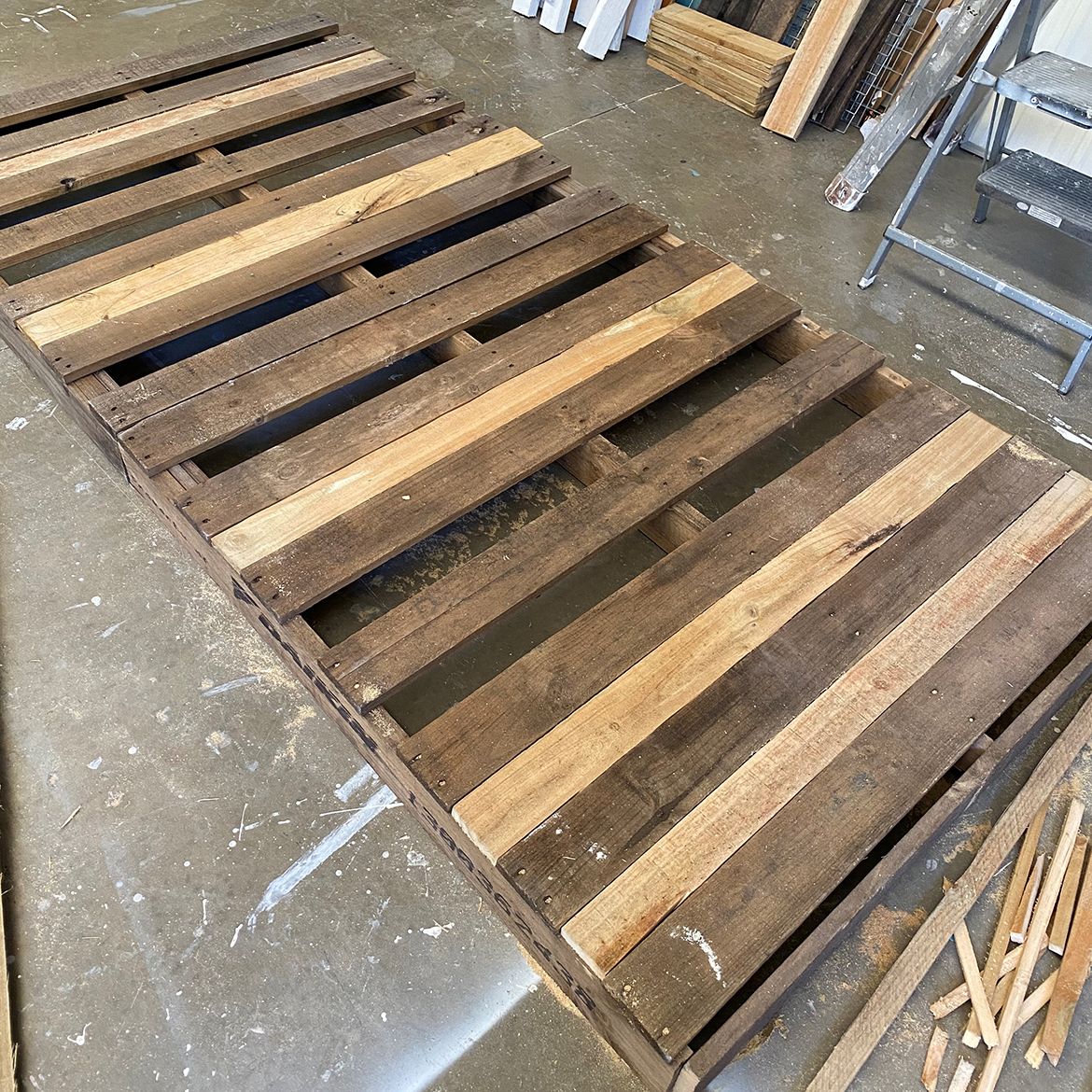 Fabriquer une table en bois de palette