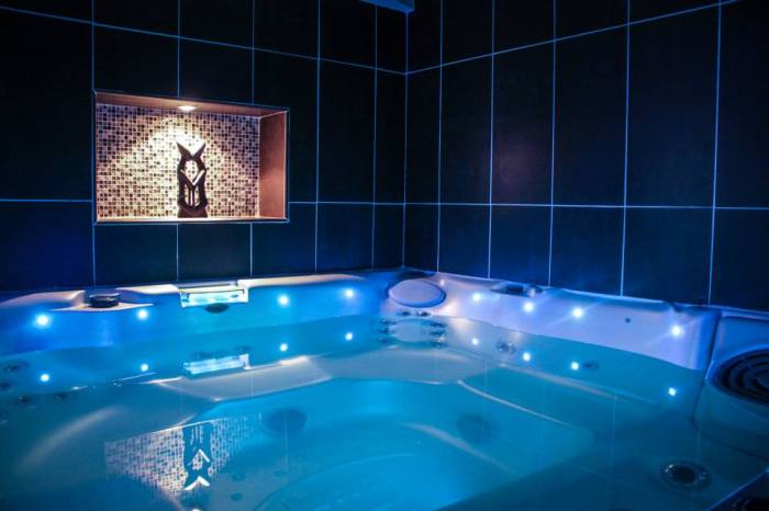 Jacuzzi privatif gard damour