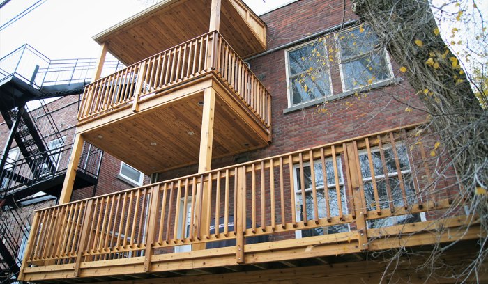 Construire un balcon en bois