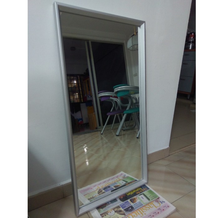 Fixation miroir ikea