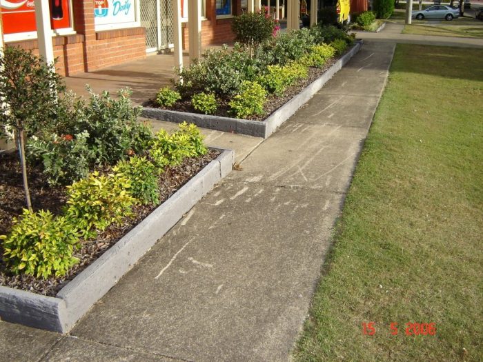 Edging bullnose eaton bullnosed paving kerbs edgings nosed