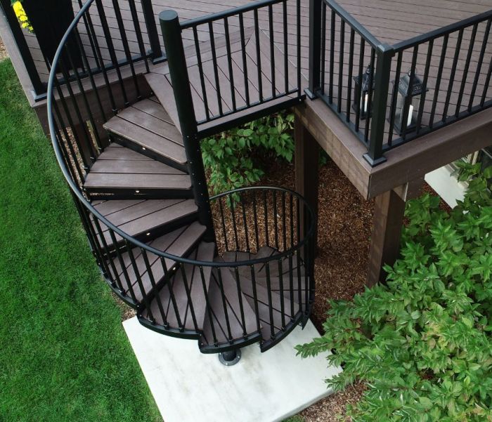 Spiral metal stair staircase treads stairs helix concrete iron railing