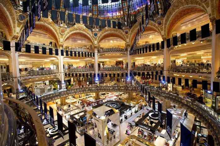 Lafayette galeries paris dome nouveau world stores malls famous mall france flagship store heart fashion shop department galleries haussmann glass