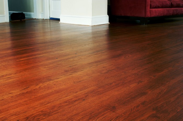 Basement vinyl floor floating