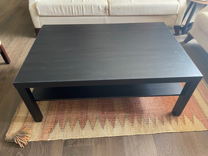 Table basse roulette ikea