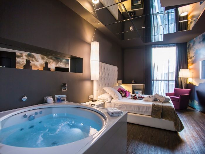 Hotel avec jacuzzi dans la chambre nord