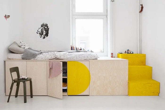 Estrade rangement faire construire palettes sur adulte enfant créer bois astuce kallax rien pente