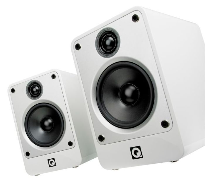 Speakers stereo