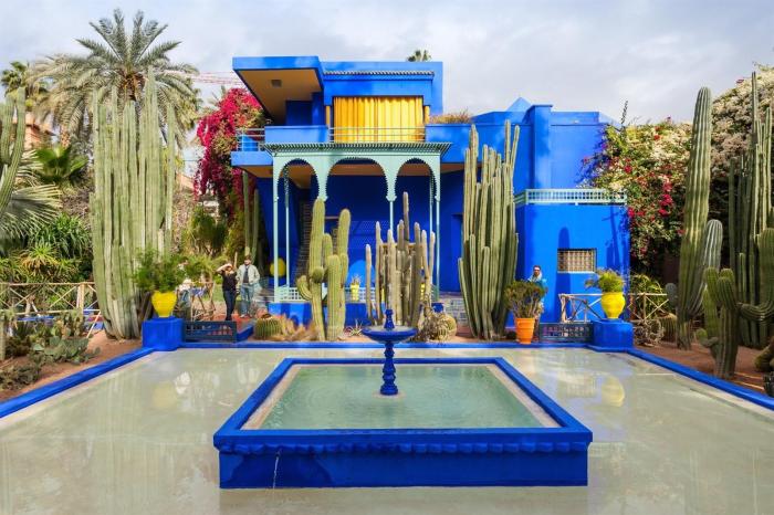 Majorelle blue paint marrakesh morocco jardin secret gardens jeffreygardens se saved