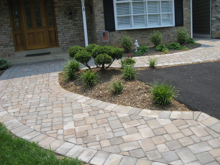 Walkway pathway inexpensive pavers paver gardenholic jardim pathways enhance outdoor shaped 출처