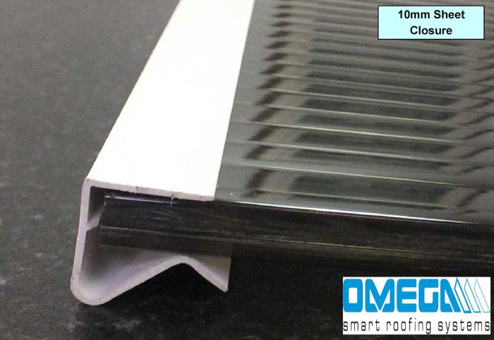 Polycarbonate closure end 25mm ultraframe trim 2m weprofab