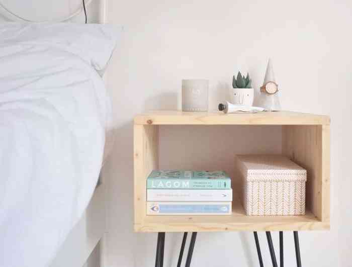 Diy nightstand wood ideas bedroom nightstands easy cheap legs base projects steals show make rustic complete dark project hairpin midcentury