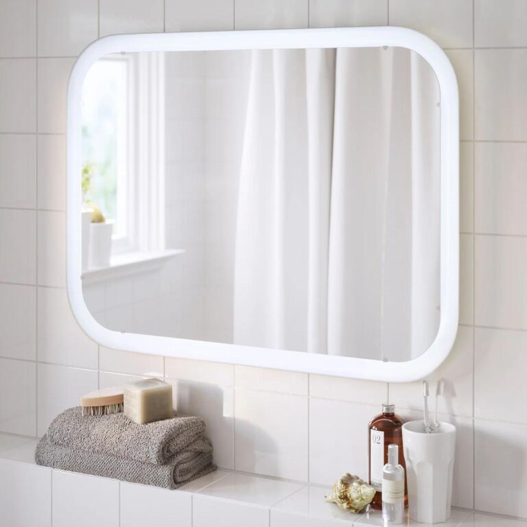 Eclairage miroir salle de bain ikea