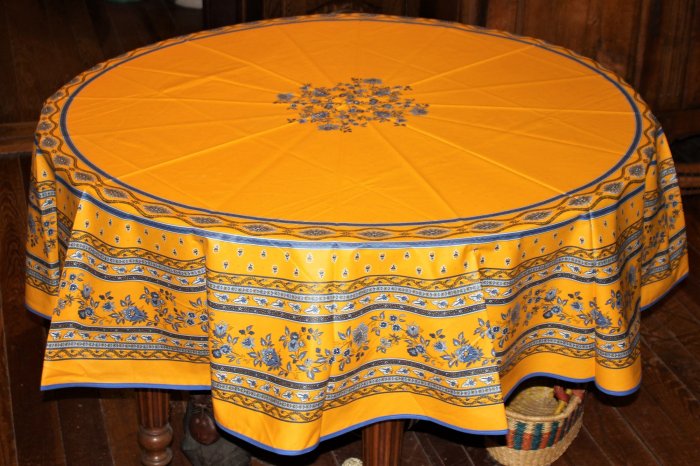 Round tablecloth table ballard essential trio ballarddesigns glass inch side tablecloths carousel move through back tables saved