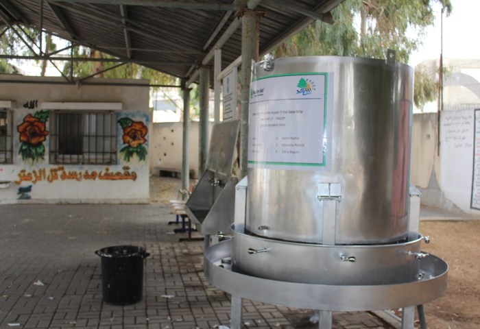 Biogas upgrading purification scrubber